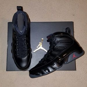 DS Jordan 9 bred sz 10 Never Worn